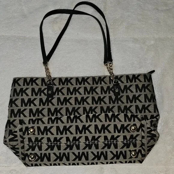 Michael Kors Leather-Trimmed Canvas Tote. Excellent Condition!